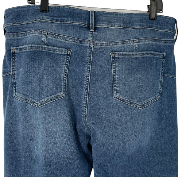 NYJD MARILYN UPLIFT JEANS - Picture 4 of 9